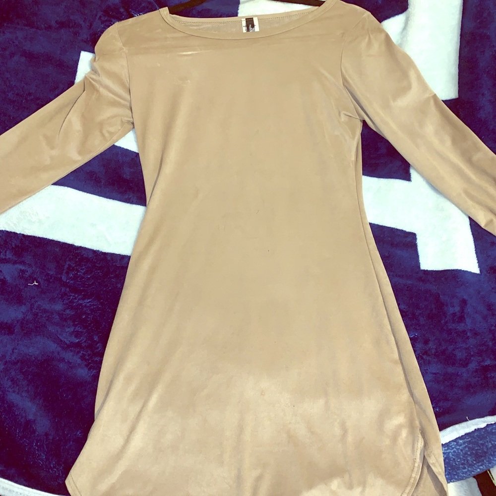 Beige Long sleeve velvet dress ☺️
